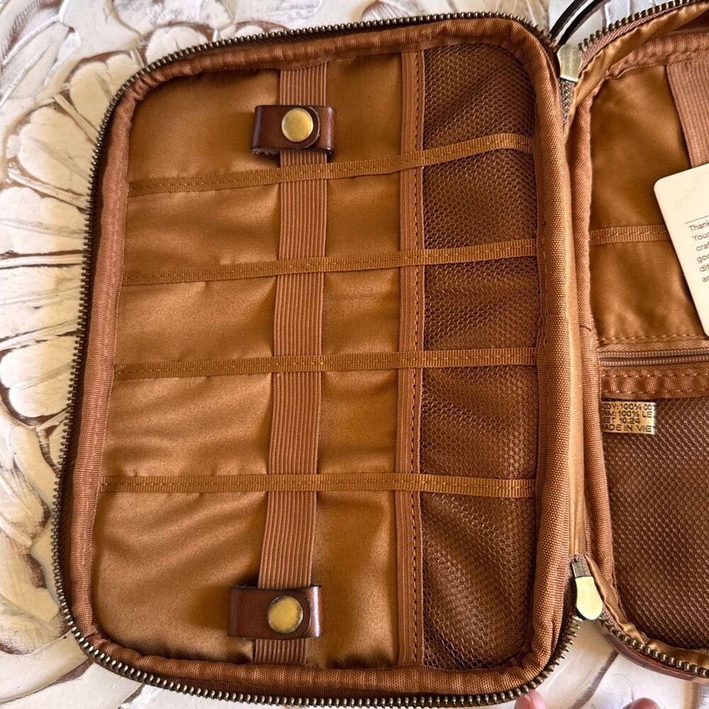 Patricia Nash unique "Doorways to Italy" print Lottie tech case - Picture 8 of 9